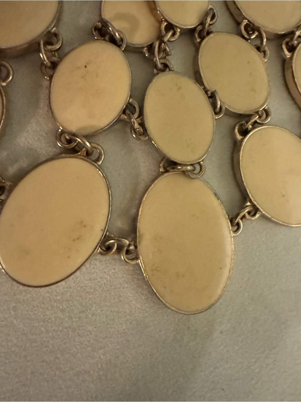 Bold Cream or Black Multi-Oval Statement Necklace - Picture 6 of 6